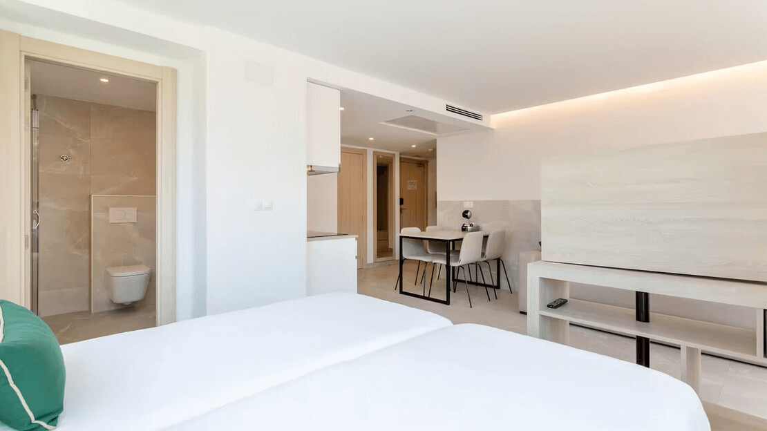 Two-Bedroom Apartment 